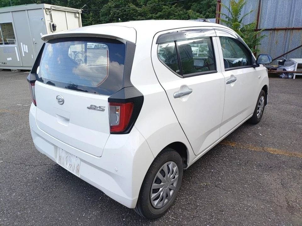 Daihatsu Mira e:S LA350S 2021